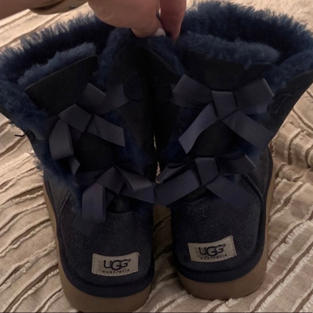 Authentic UGG bailey bow